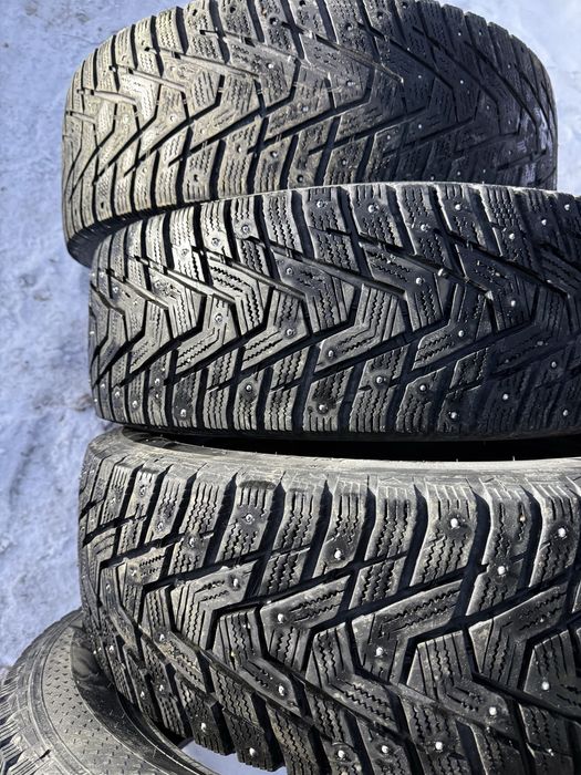 Продам зимнею резину Hakook
