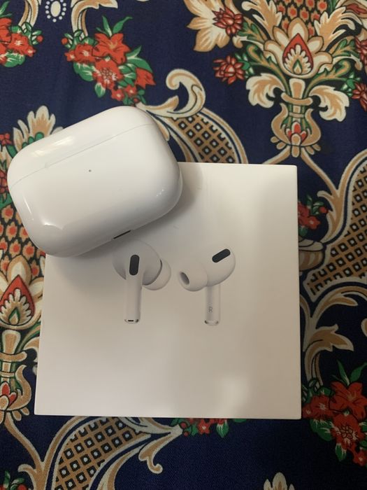 Оригинальный Наушник AirPods Pro