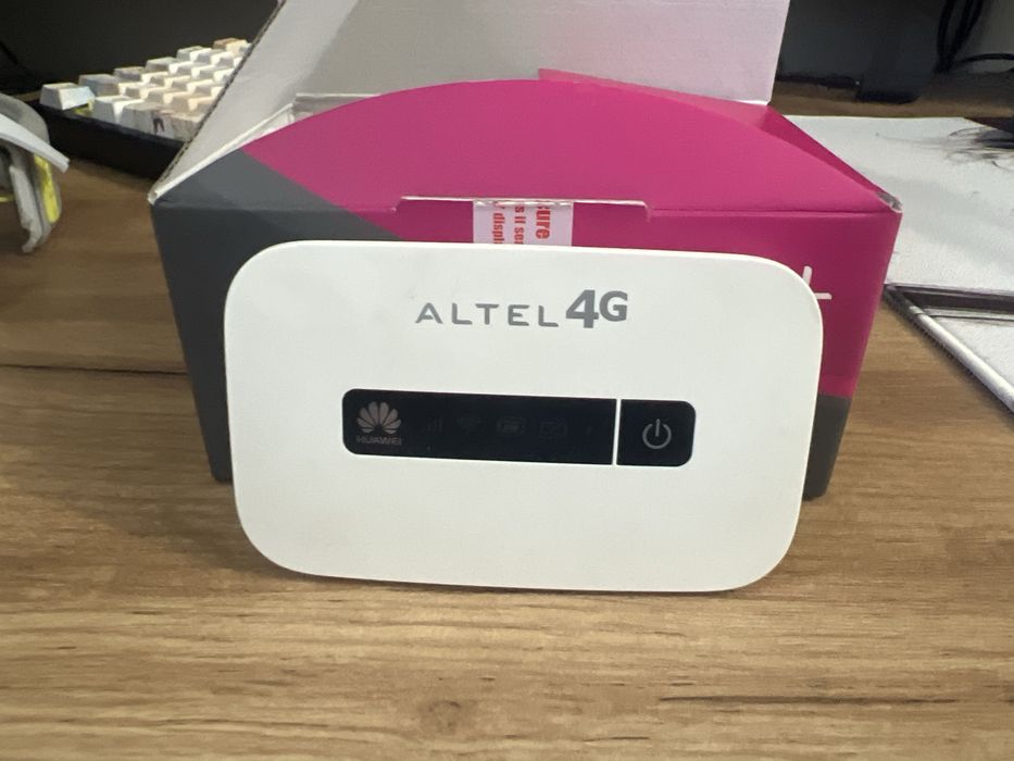 WiFi роутер от Huawei altel 4G