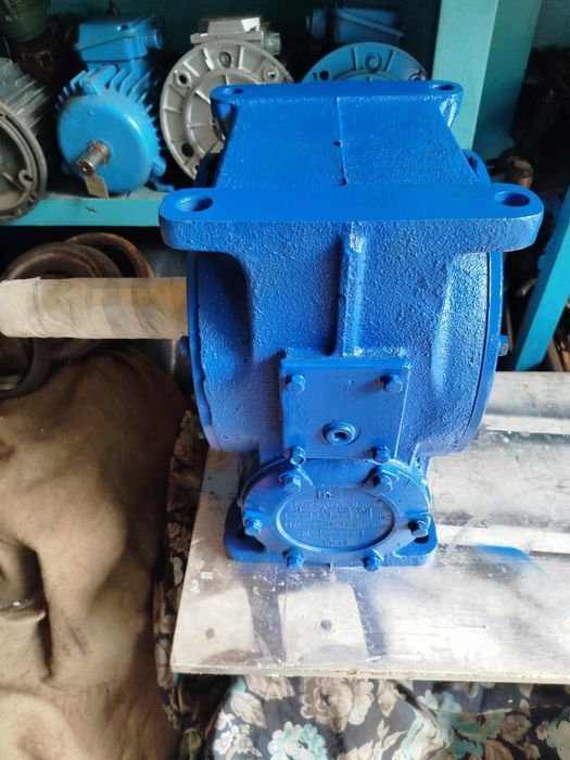 Продам редуктор ч 125