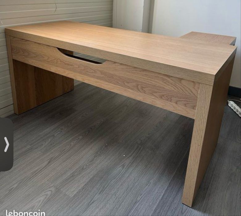 Birou Ikea mare cu extensie si scaun de birou Ikea