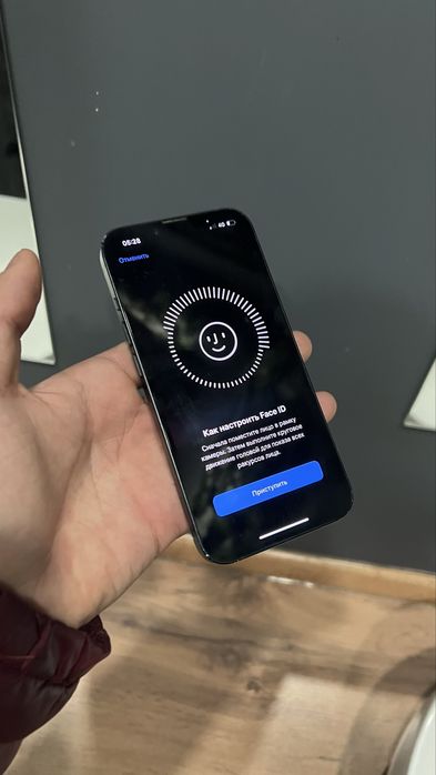 Продам Айфон 14 128