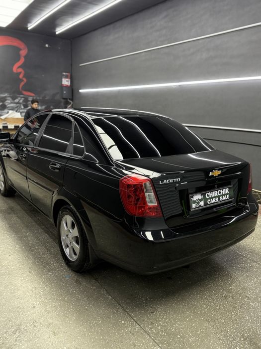 Jentra 3 poz 2023 yil Probeg 30.300 km bez lyuk