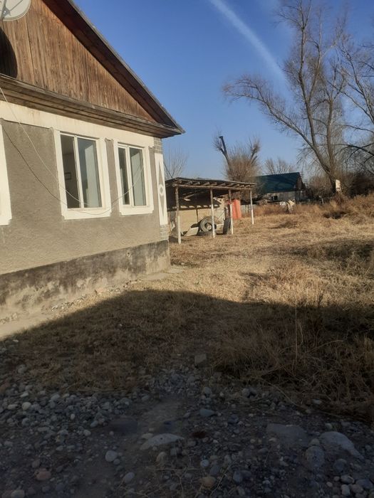 Продается дом 5 комнат.