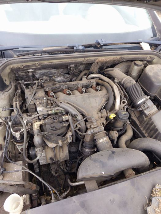 Пежо 407 комби дизеле на части