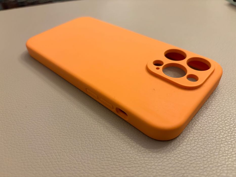 Кейс за iPhone 14 pro max оранжев SURPHY