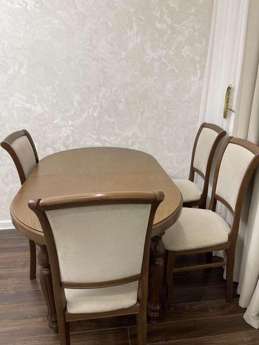Продам стол со стульями