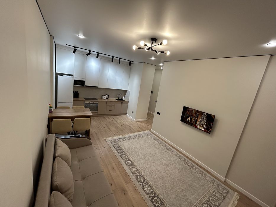 Сдам посуточно 2х комнатную студийную квартиру