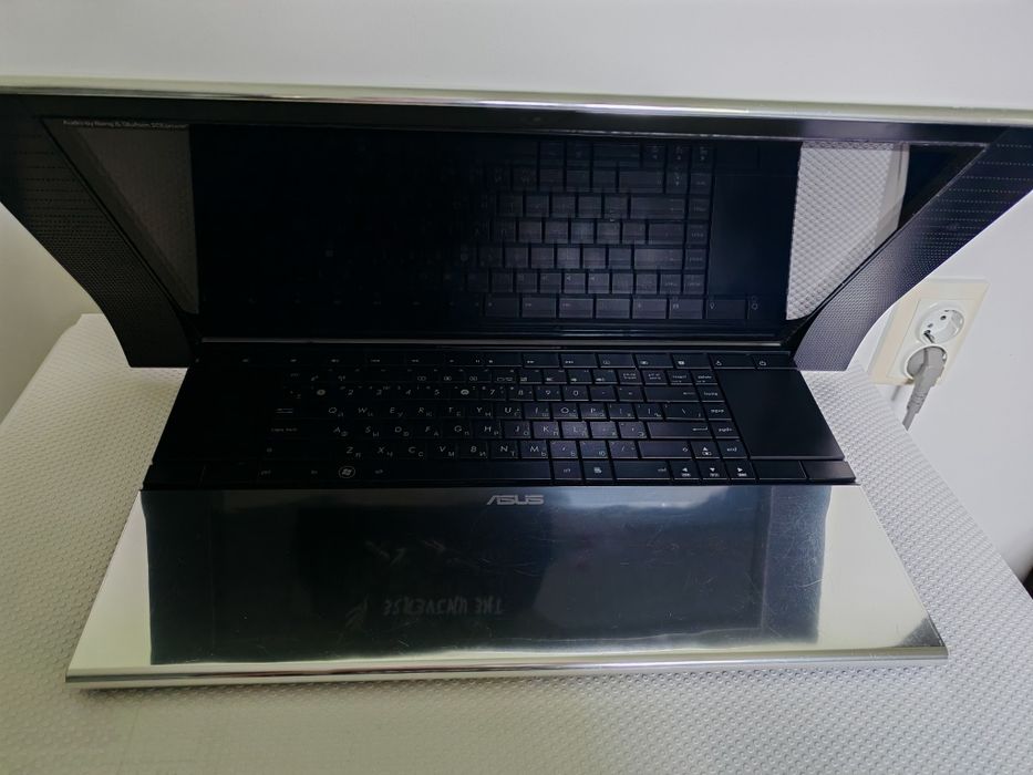 Ноутбук Asus NX90JQ