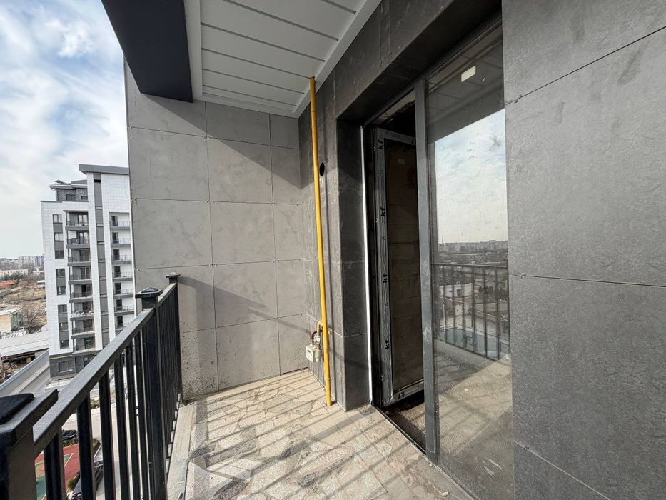 Юнусабад 17 конечка 48 м² 2 этаж коробка