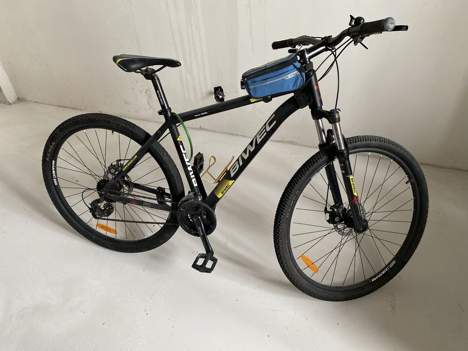 Велосипед почти новый BIWEC