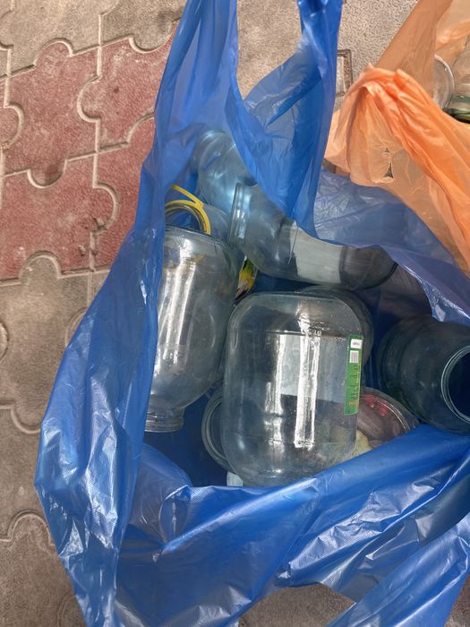 Срочно продам банки