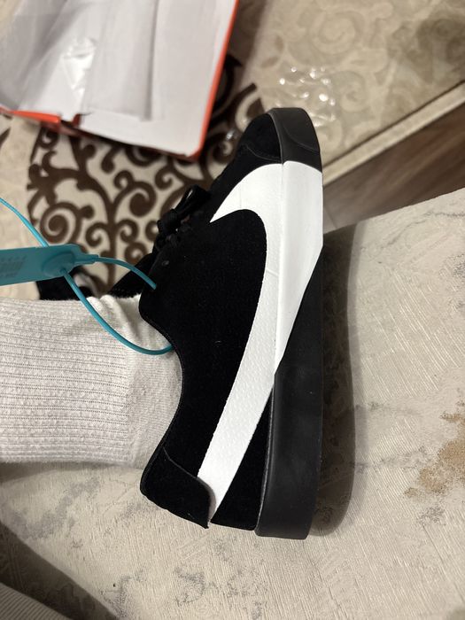 Nike blazer low city