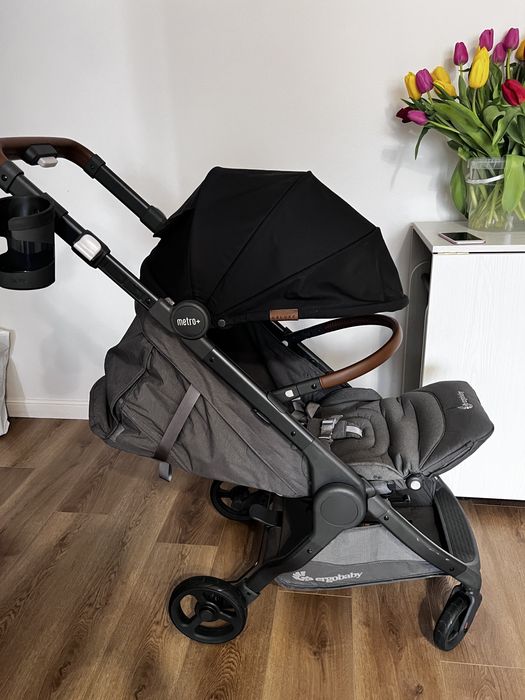 Продам коляску ErgoBaby Metro + Deluxe