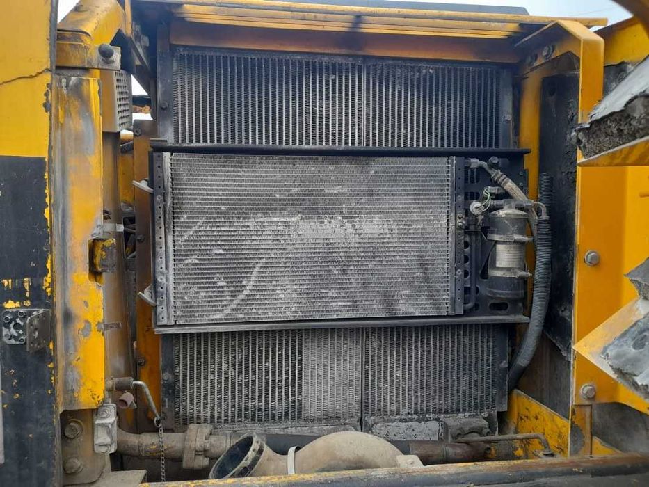 Radiator excavator JCB 200