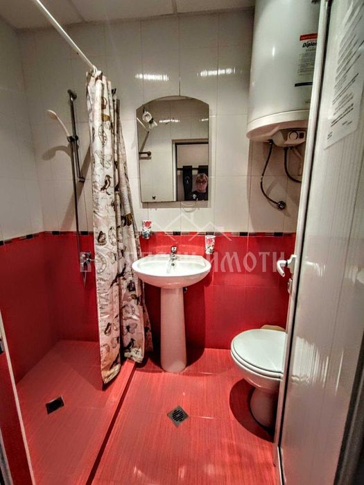 Дава се под наем Двустаен апартамент в Велико Търново, Център - 45 кв.м за 357 € - Снимка #4