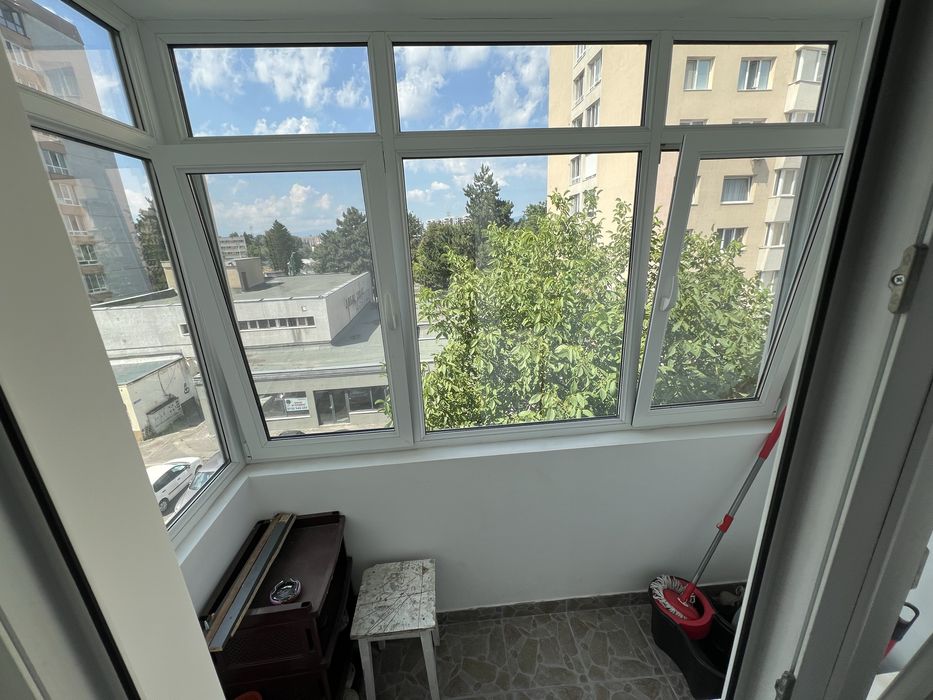 Apartament 2 camere.Propietar. renovat mobilat + boxa la subsol