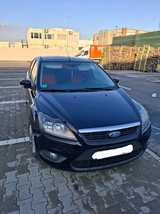 Vând Ford Focus Benzină