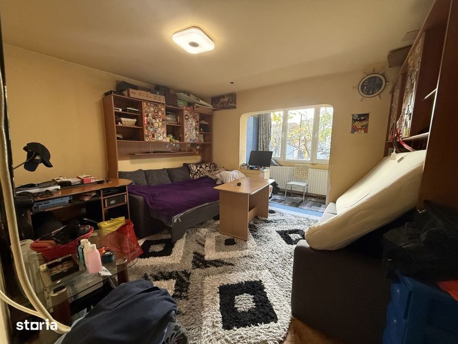 Apartament cu 3 camere, decomandat, 95 mp, parter - Girocului