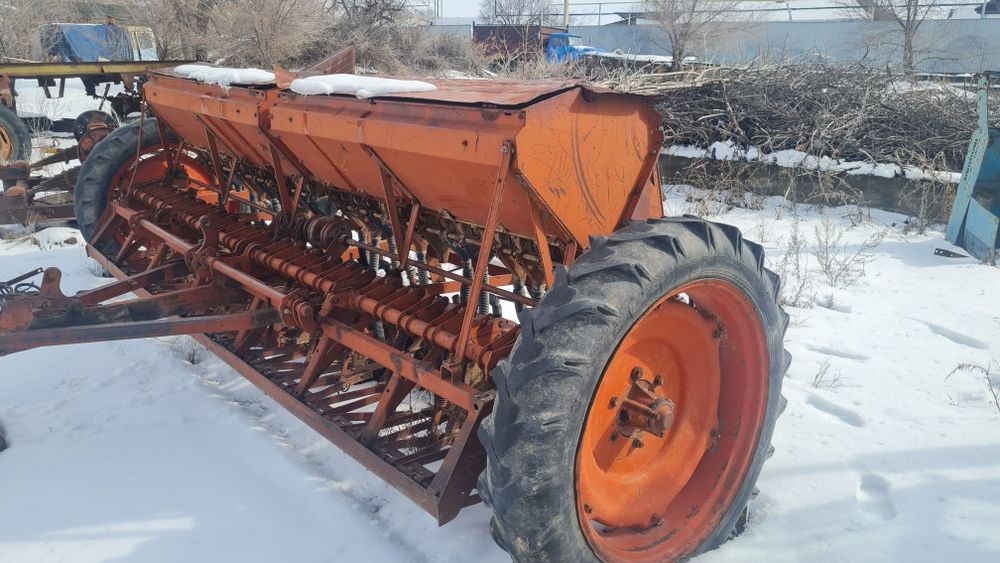 Продам зернавой сеилка.