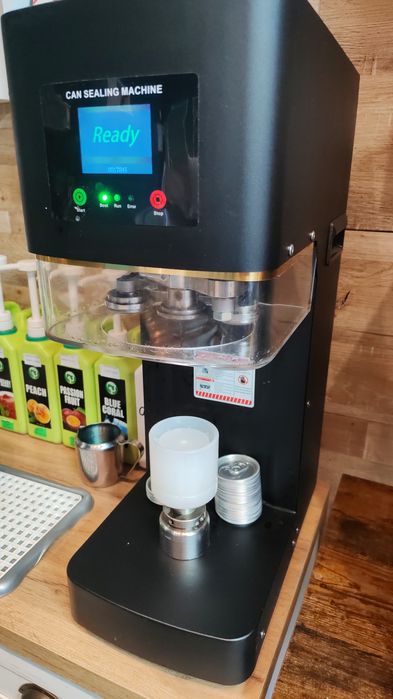 Aparat de sigilat doze PET cu capace de aluminiu