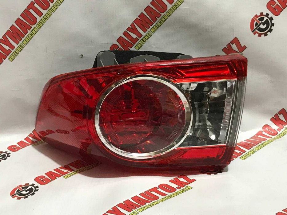 Фонарь правый Toyota Corolla 11-