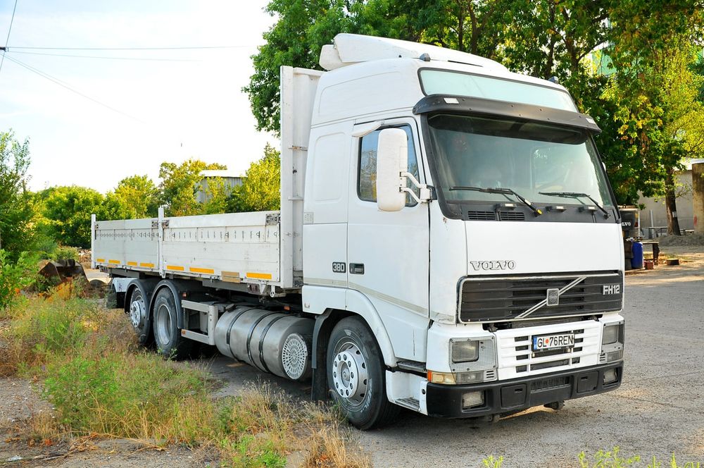 Vând/dezmembrez Volvo FH12