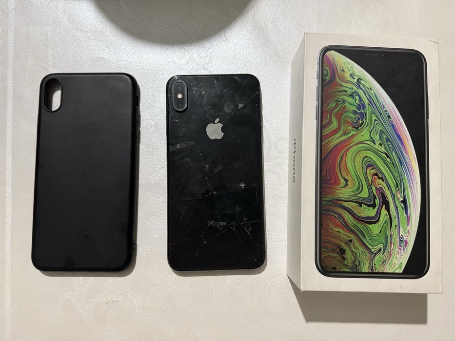 Продается IPhone XS MAX