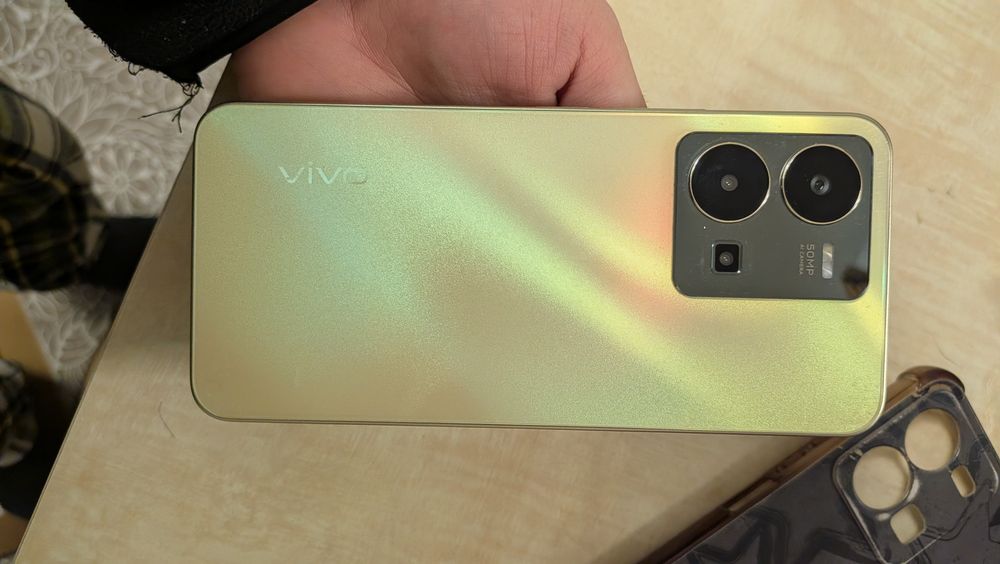 Vivo Y35 Б/У зарядка, коробка