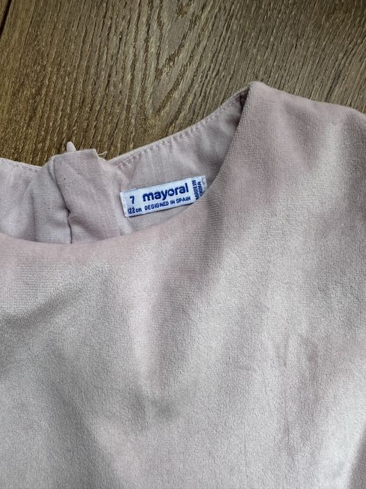 Детское платье бренда Mayoral