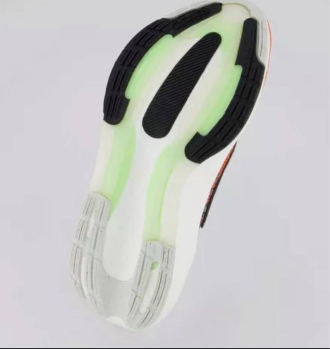 ADIDAS ULTRABOOST Light - 41.1/3 номер