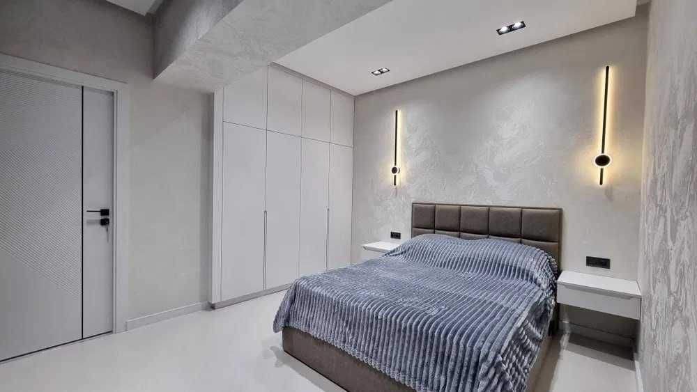 Срочно сдам 2/2/4 кв на Максим Горьком ор КФС H5