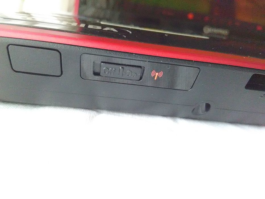 Лаптоп Toshiba Qosmio X505-Q887 18.4" | i7 | 8GB RAM | 256GB SSD | Като Нов! Ретро Екзотика