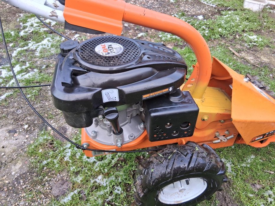 Vând   motocositoare autopropulsată , Ruris-Dac