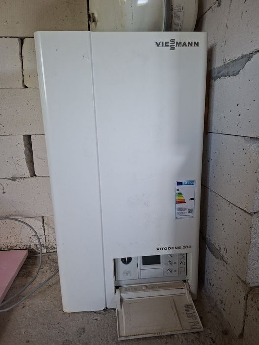 Centrală termică Viessmann Vitodens 200, model WB2, 26 kW