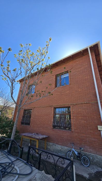 Үй сатылады Арай жақтан