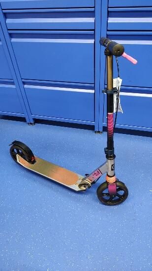 Trotinetă Mid 9 roz copii - produs resigilat - (SecondHand) Decathlon