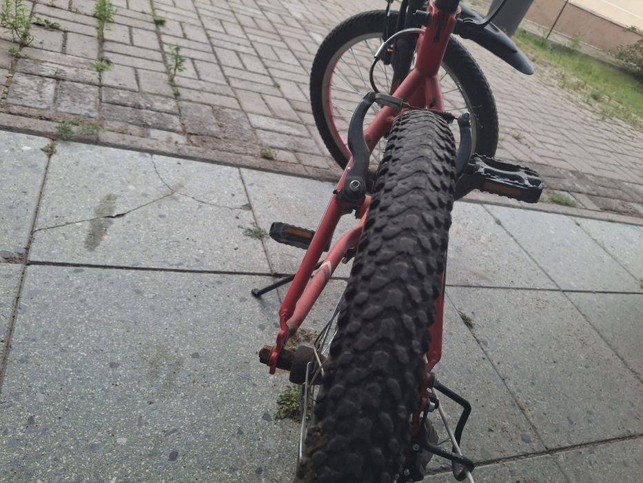 Продаю велосипед штерн красный