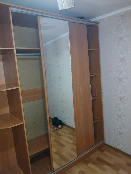 продам   шкаф   купе  зеркальный