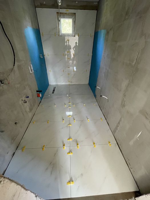 Renovari rigips glet vopsit instalati electrice sanitar gresie faianta