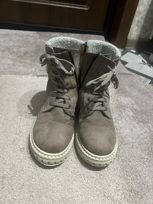 Ботинки-зима 38 р