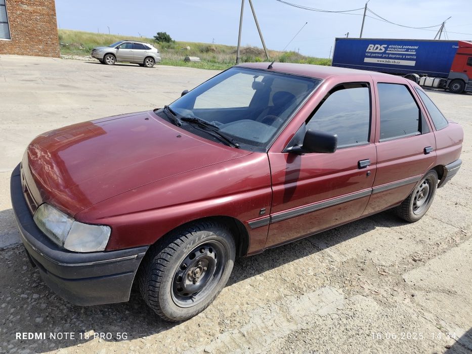 Продам Ford escort