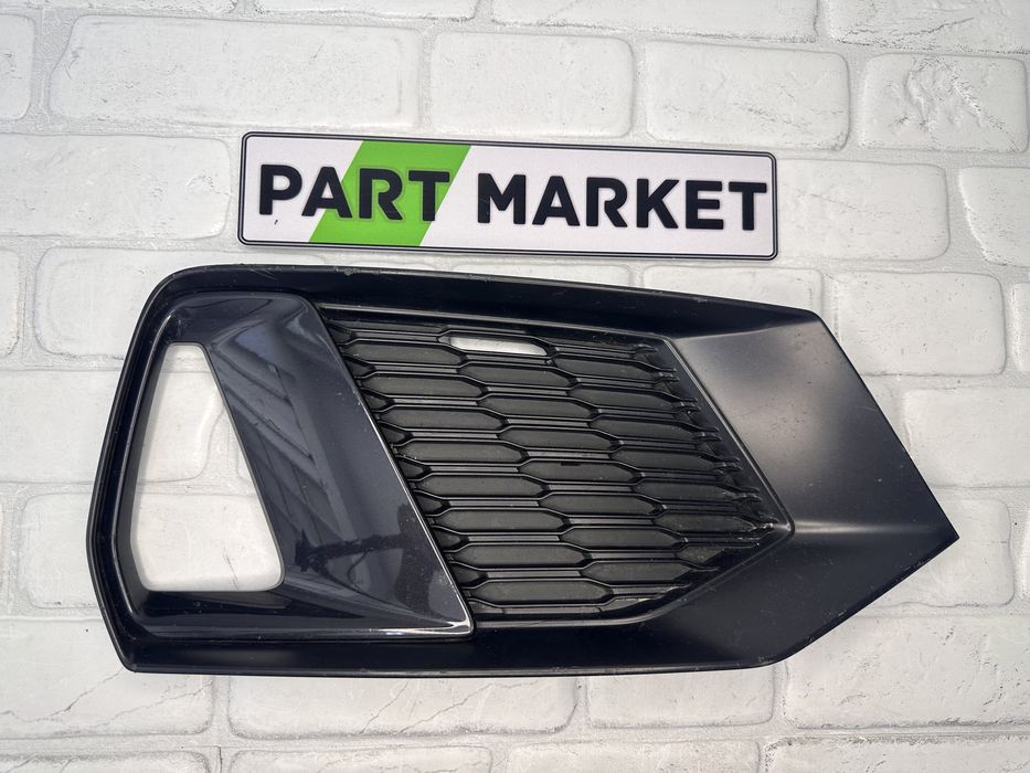 Дясна решетка AUDI A7 C8 S Line 4K8807682B 4K8807152A