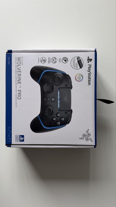 Controller Razer Wolverine v2 pro