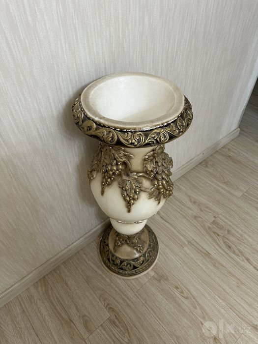 Srochniy Vaza sotiladi zor
