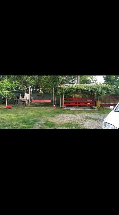 Vând locuință la tara