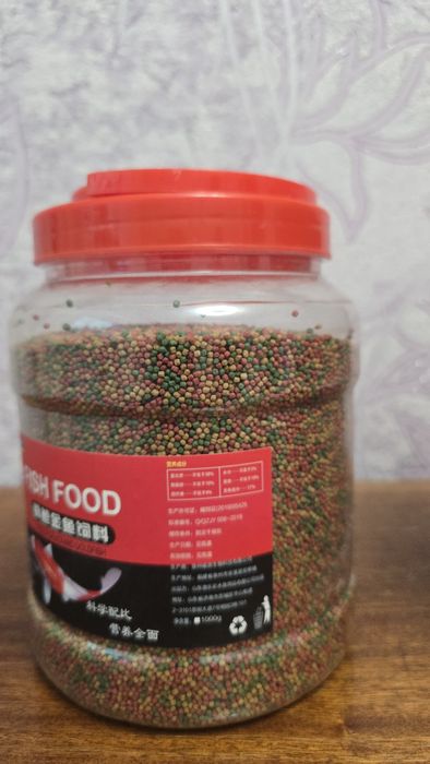 Корм для аквариумных рыб.