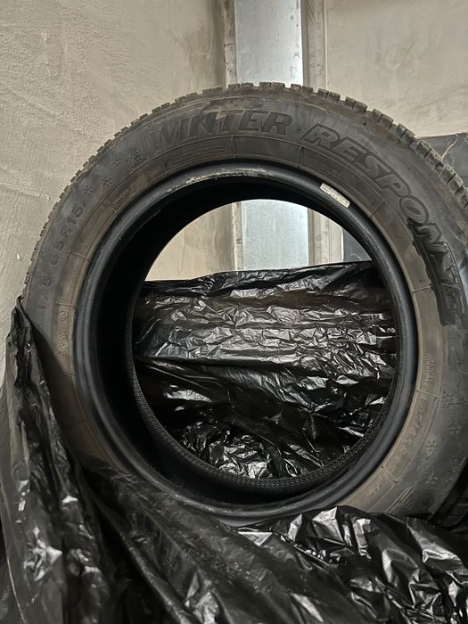 Продавам зимни гуми – комплект 4 броя /15 цола