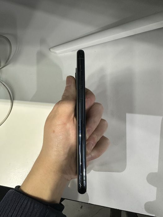 Iphone 11 pro 64gb 75%