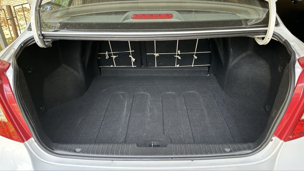 Lacetti 1.8 автомат 3 позиция, 40000 пробег